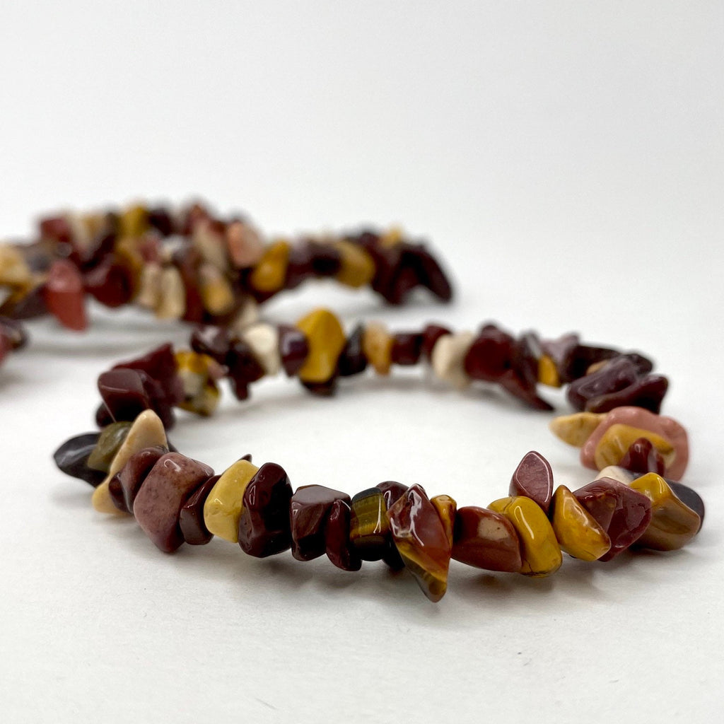 Mookaite Jasper Bracelet: Crystal Chip Gemstone Beaded Bracelet