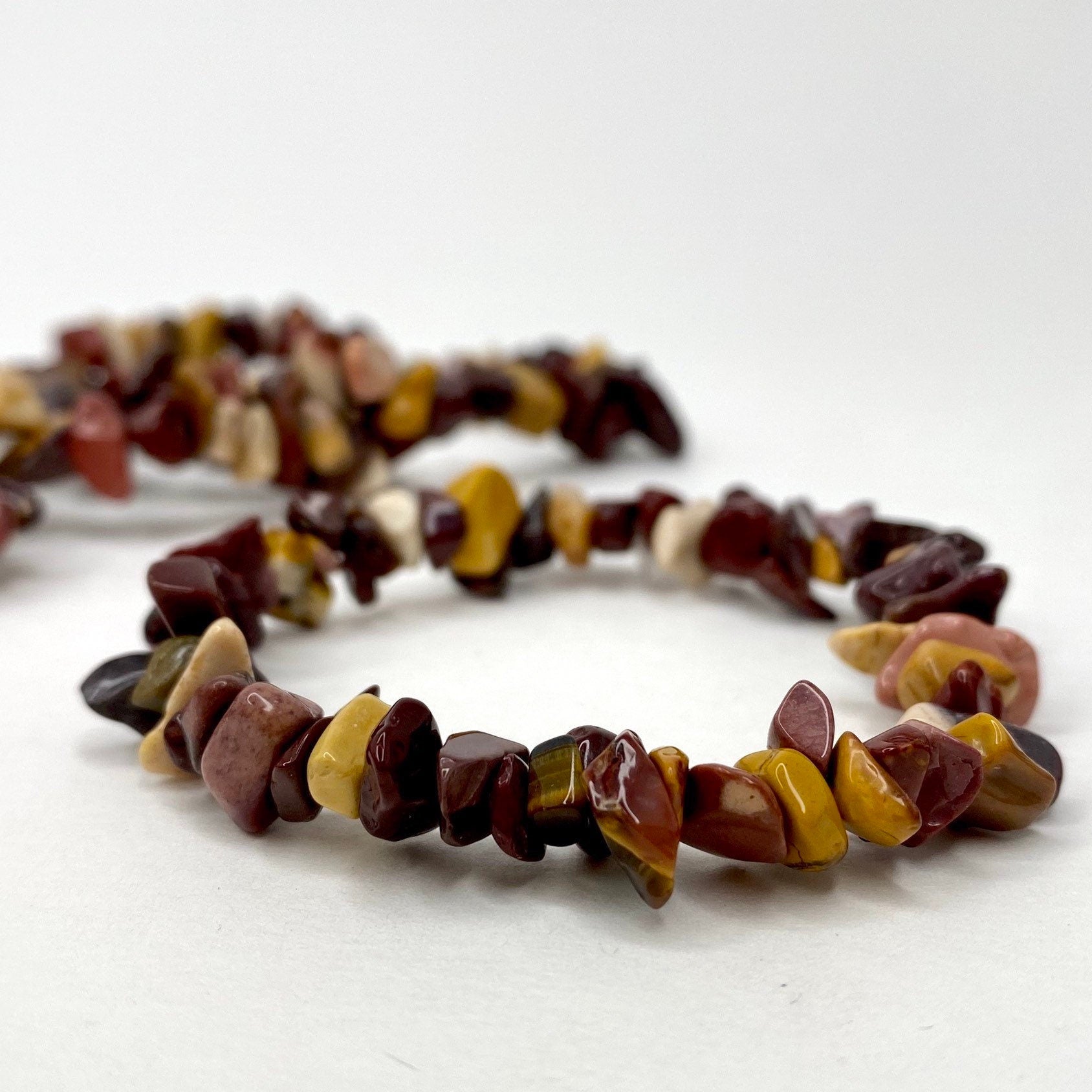 Mookaite Jasper Bracelet: Crystal Chip Gemstone Beaded Bracelet