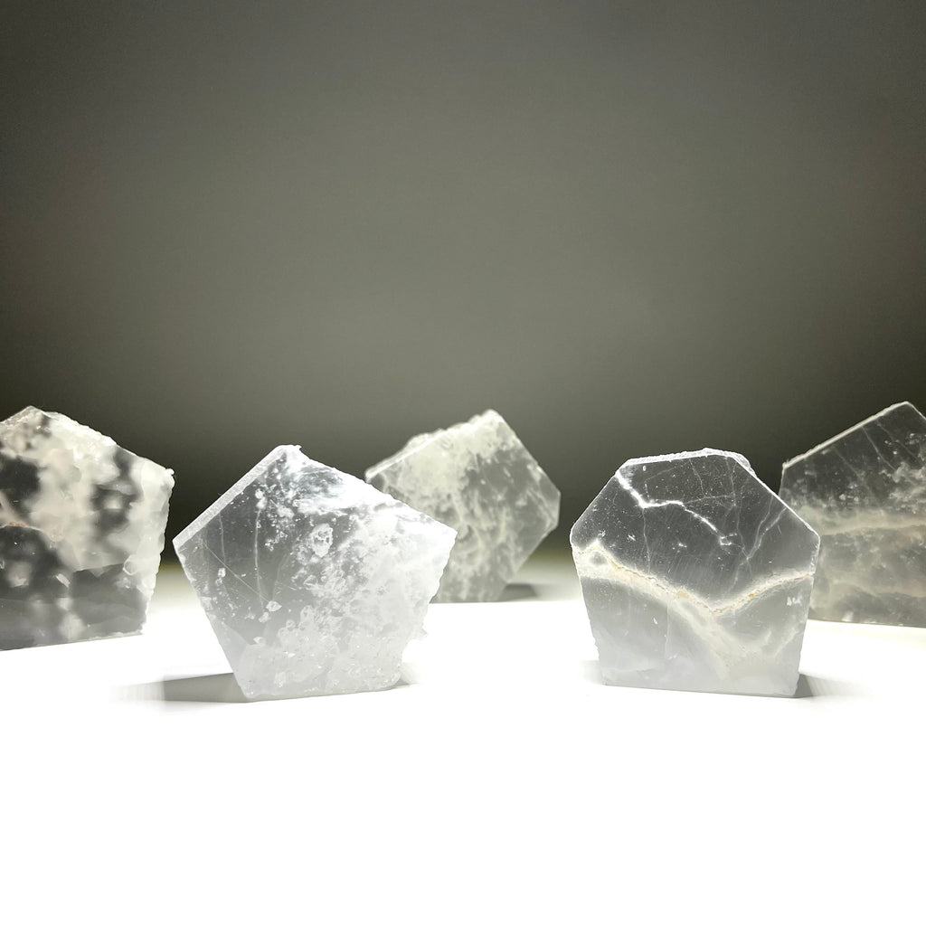 Ulexite TV Rock: Optical Crystal
