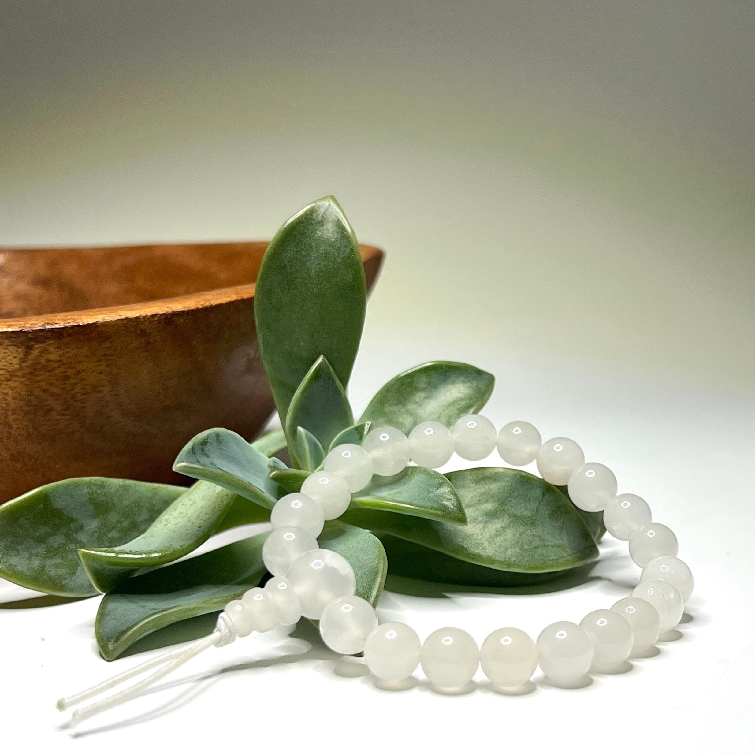 Quartz Crystal Beaded Bracelet: Metaphysical Healing