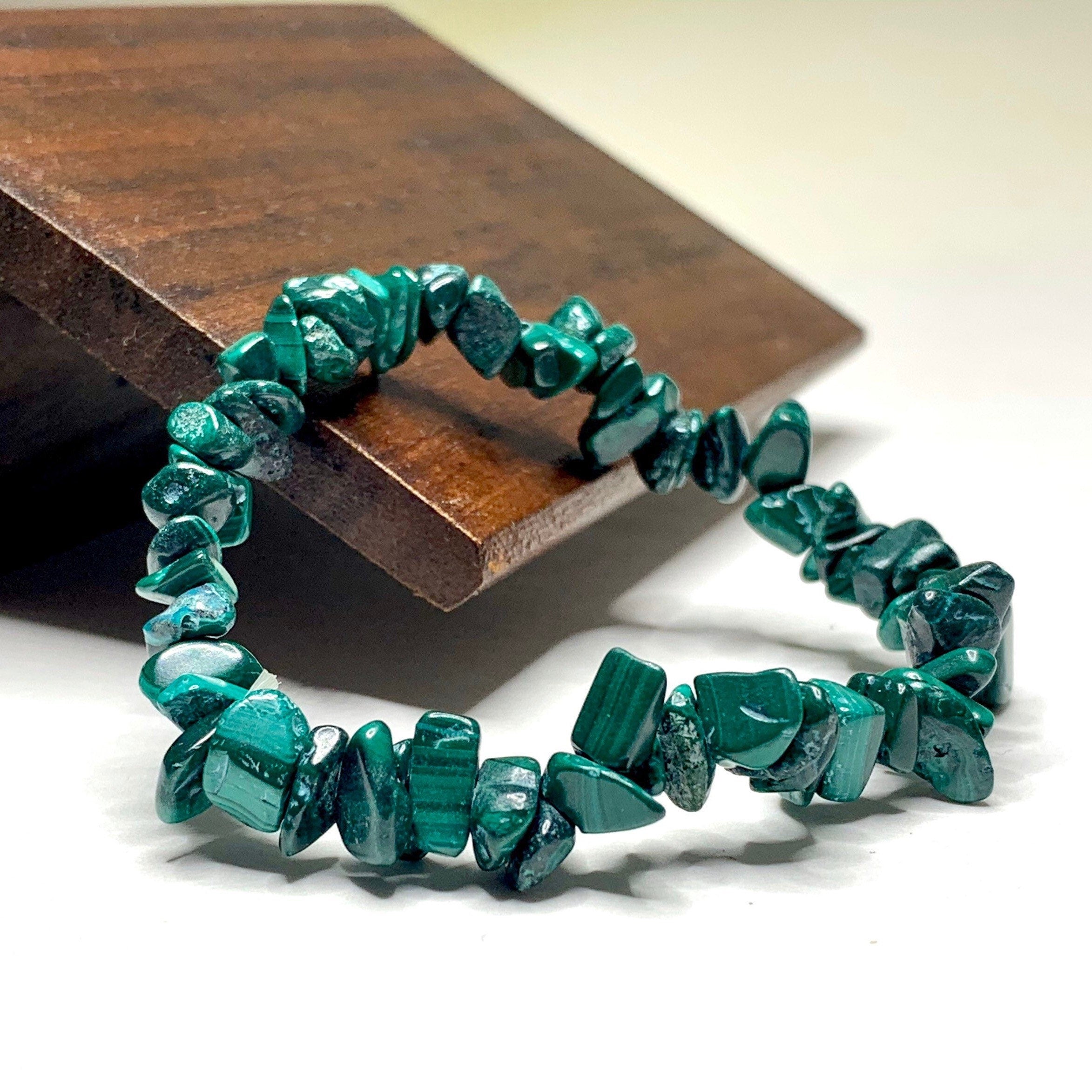 Malachite Crystal Chip Bracelet: Gemstone Beaded Stretch Jewelry
