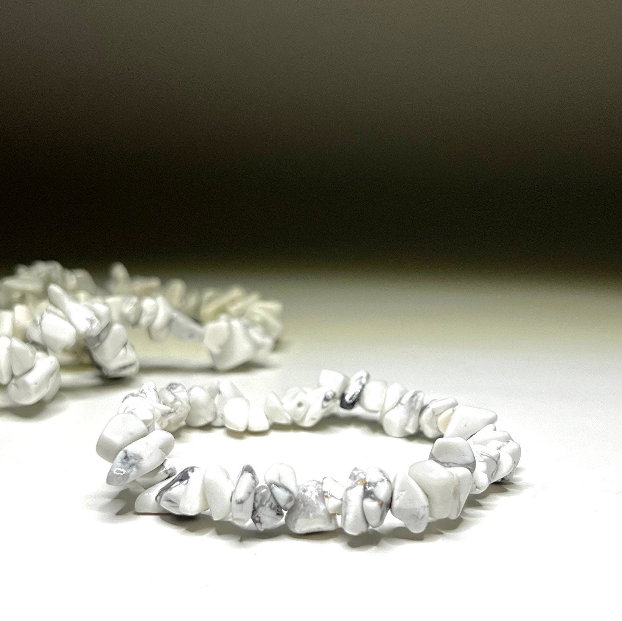 Howlite Chips Stretch Bracelet – Calming Crystal Jewelry