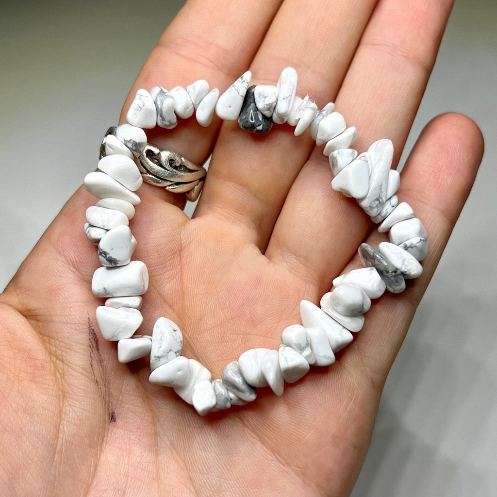 Howlite Chips Stretch Bracelet – Calming Crystal Jewelry