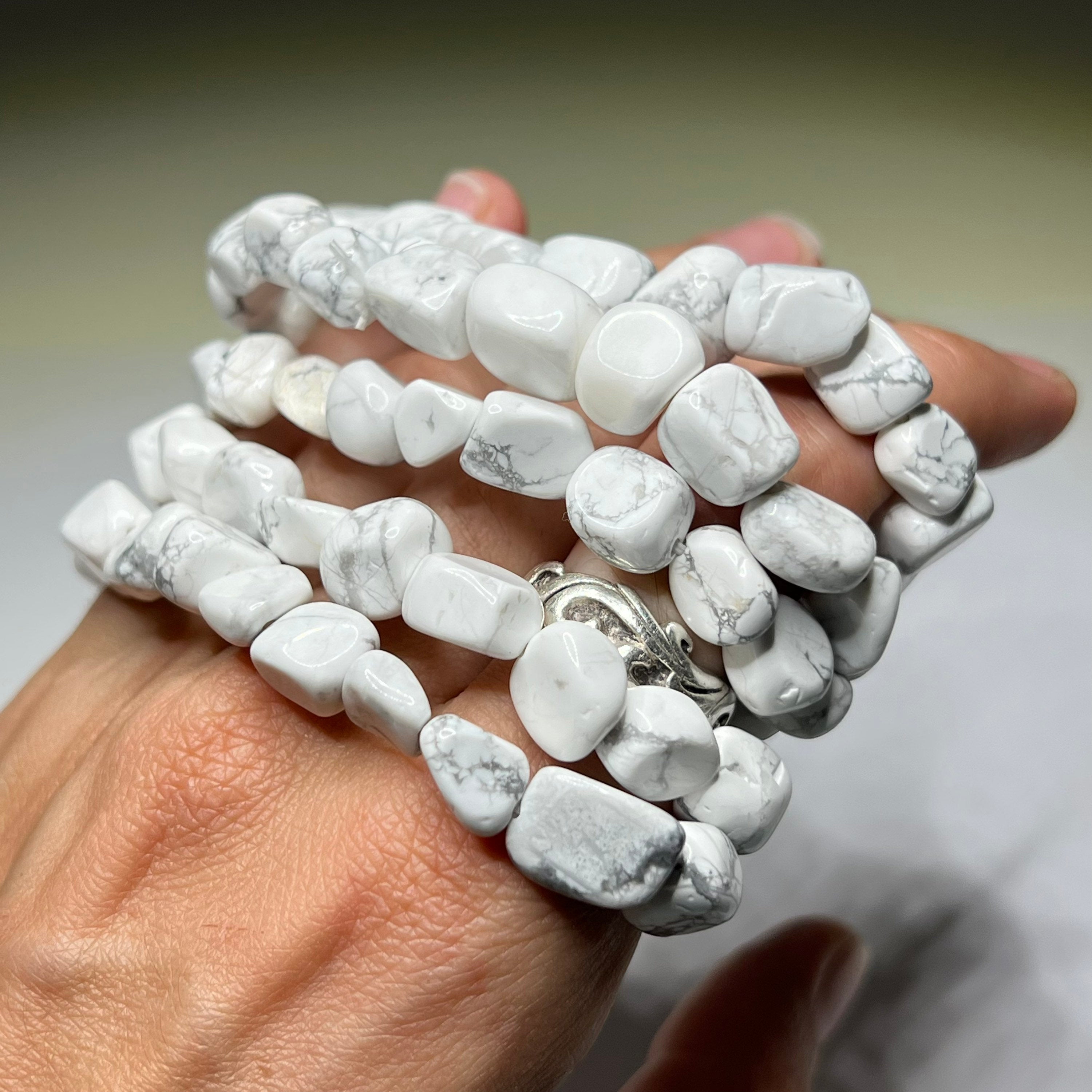 Howlite Tumbled Crystal Bracelet: Gemstone Beaded Stretch Bracelet