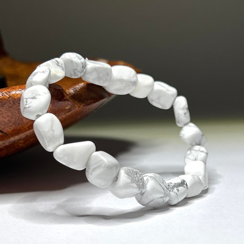 Howlite Tumbled Crystal Bracelet: Gemstone Beaded Stretch Bracelet