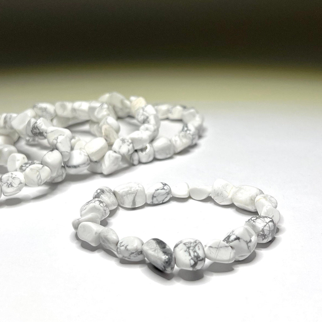 Howlite Tumbled Crystal Bracelet: Gemstone Beaded Stretch Bracelet