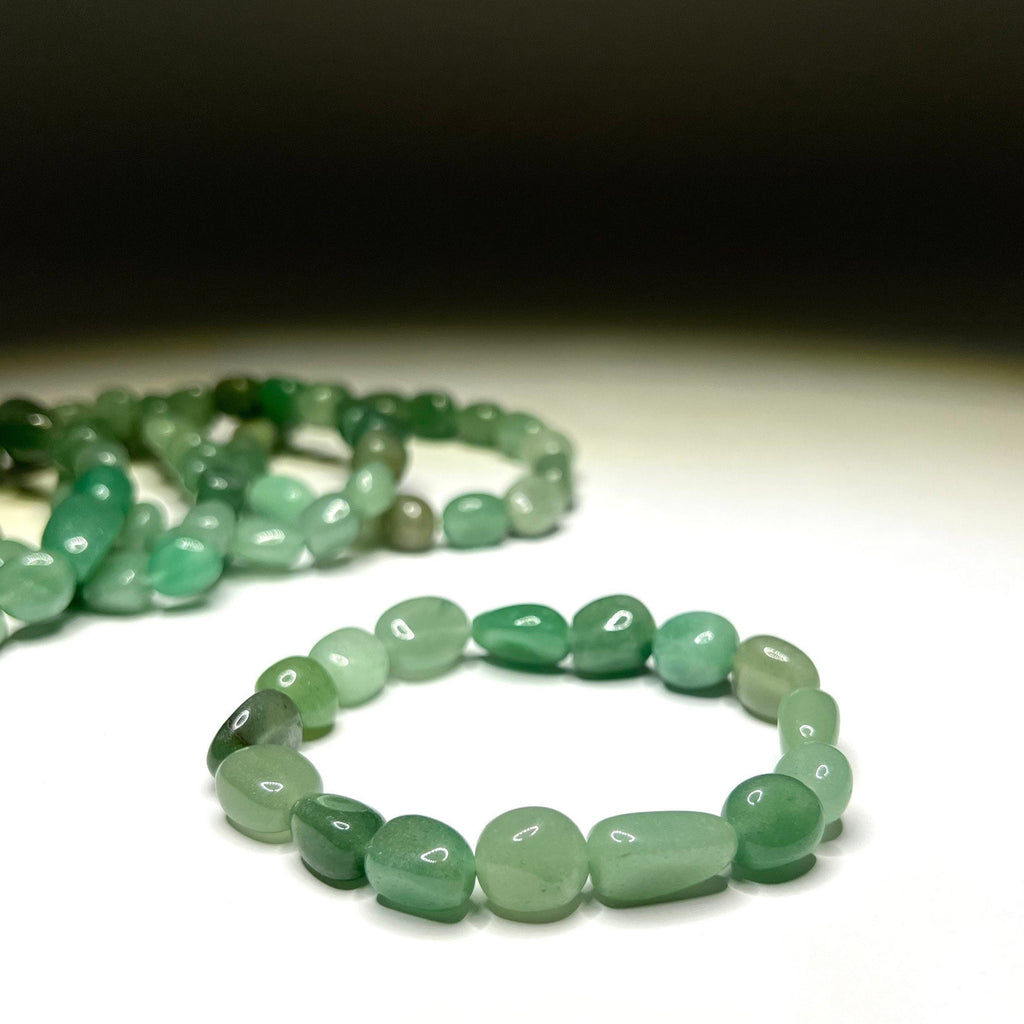 Green Aventurine Tumbled Crystal Bracelet: Gemstone Beaded Stretch Bracelet