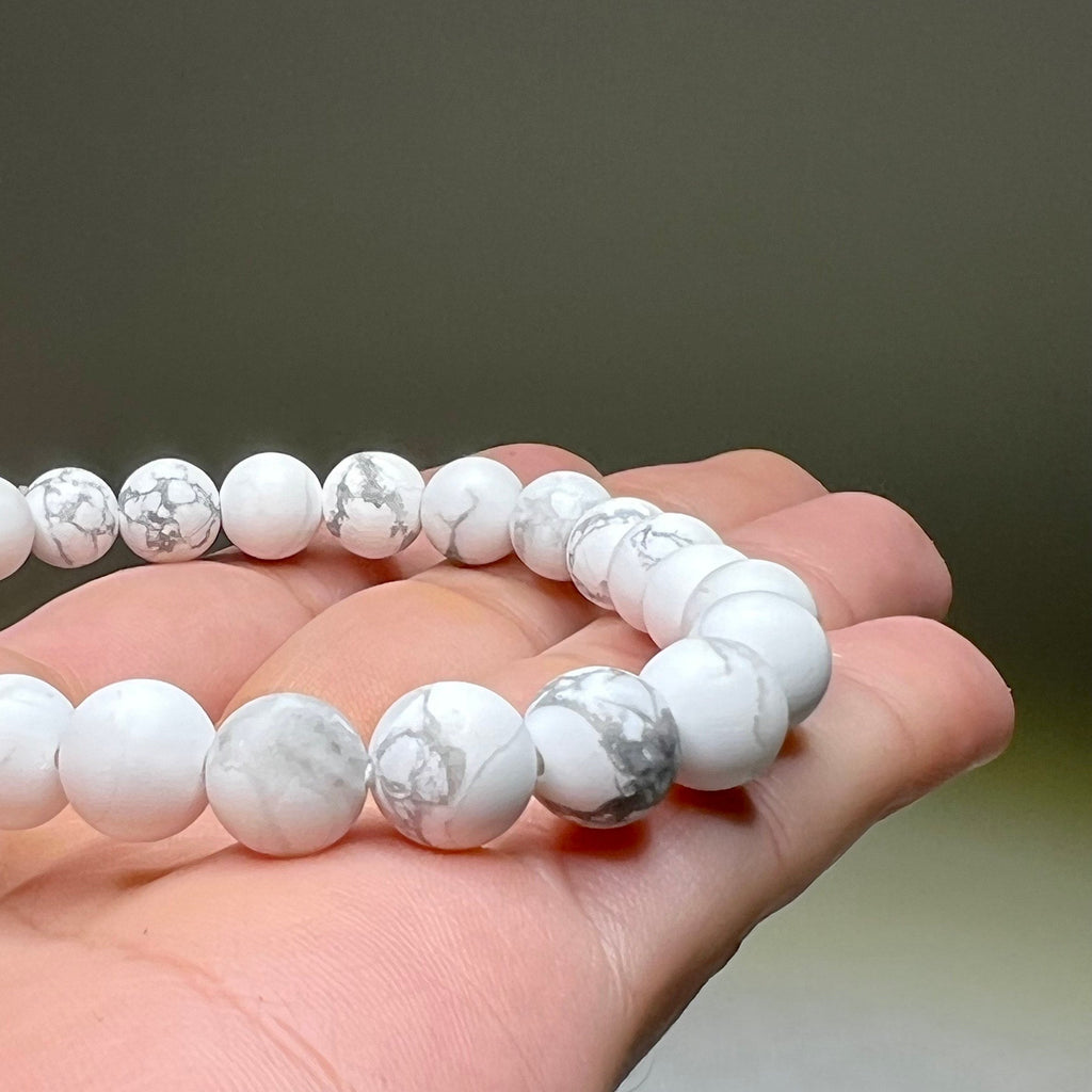 Howlite Crystal Bracelet: Calming Gemstone Beads