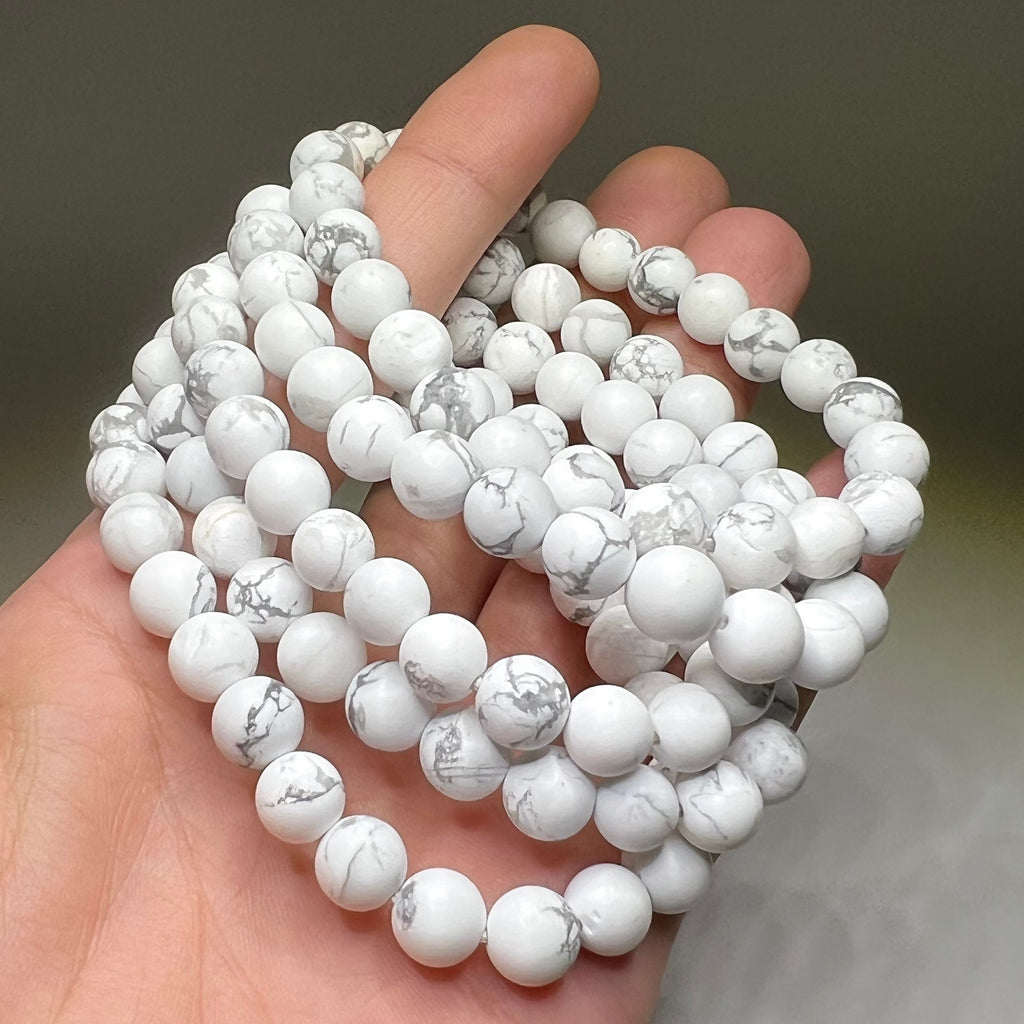 Howlite Crystal Bracelet: Calming Gemstone Beads