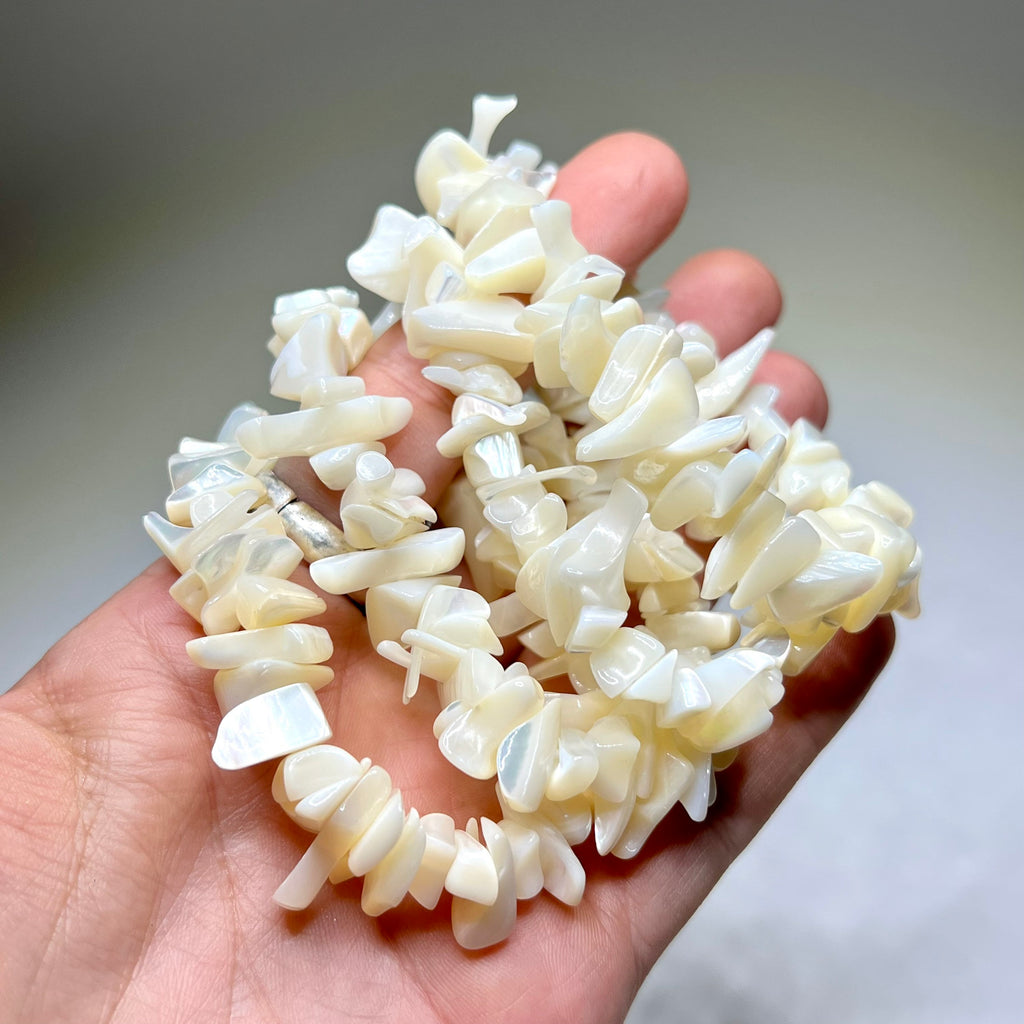 Mother of Pearl Crystal Bracelet, Gemstone Chips Beaded Bracelet
