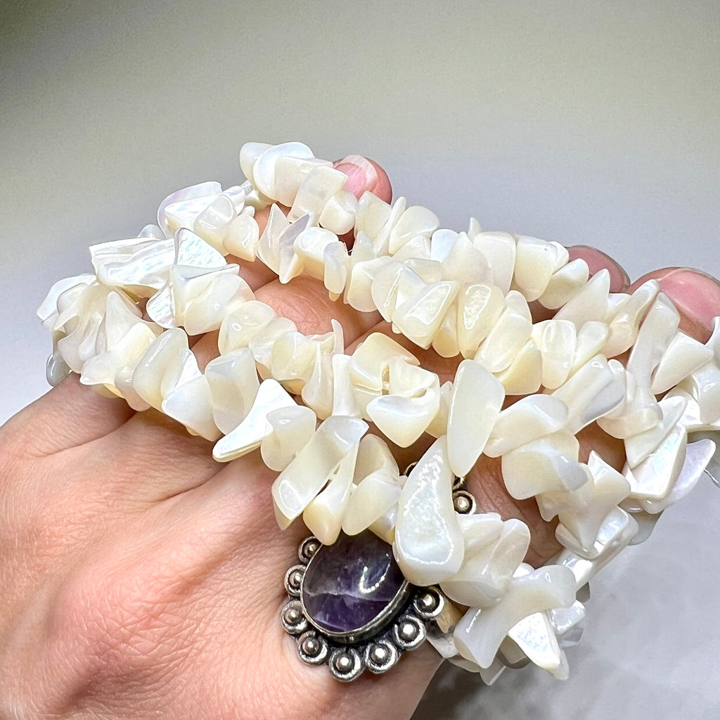 Mother of Pearl Crystal Bracelet, Gemstone Chips Beaded Bracelet