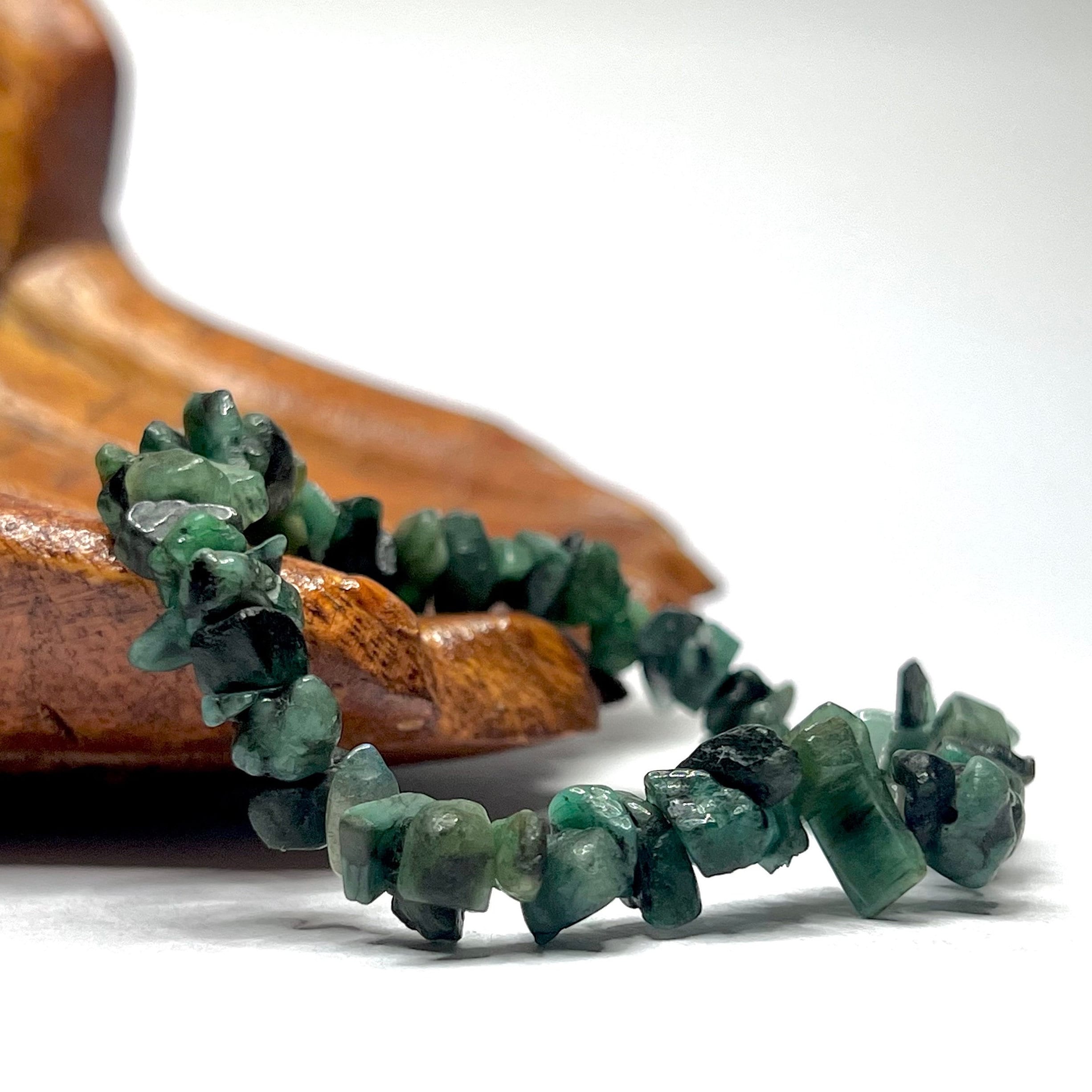 Emerald Chip Crystal Bracelet: Beaded Gemstone Stretch Bracelet