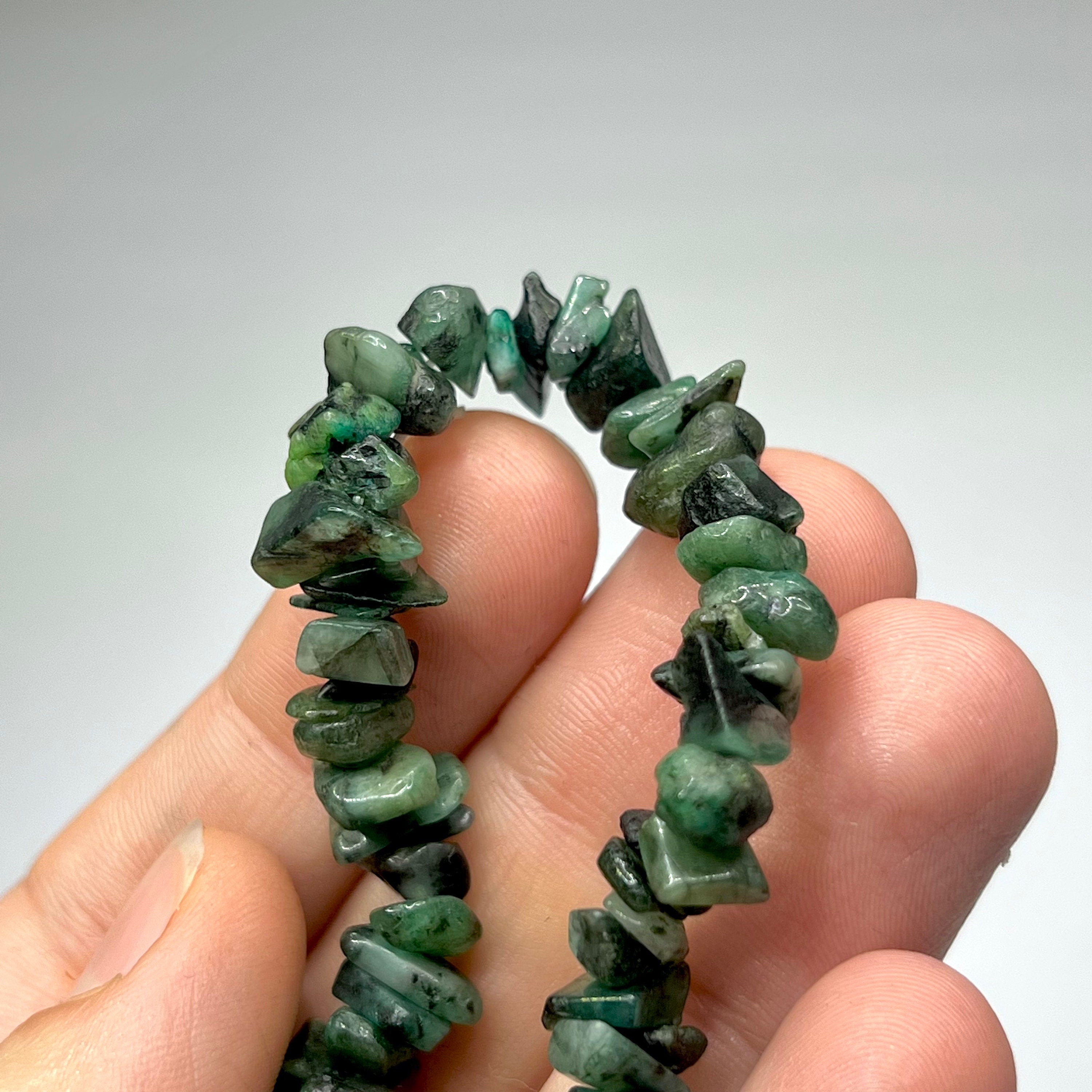 Emerald Chip Crystal Bracelet: Beaded Gemstone Stretch Bracelet