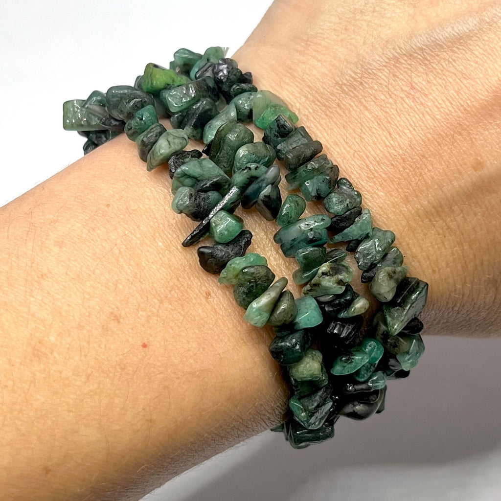 Emerald Chip Crystal Bracelet: Beaded Gemstone Stretch Bracelet