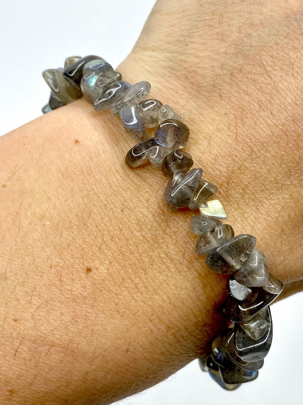 Labradorite Crystal Chip Bracelet: Metaphysical Gemstone Stretch Bracelet