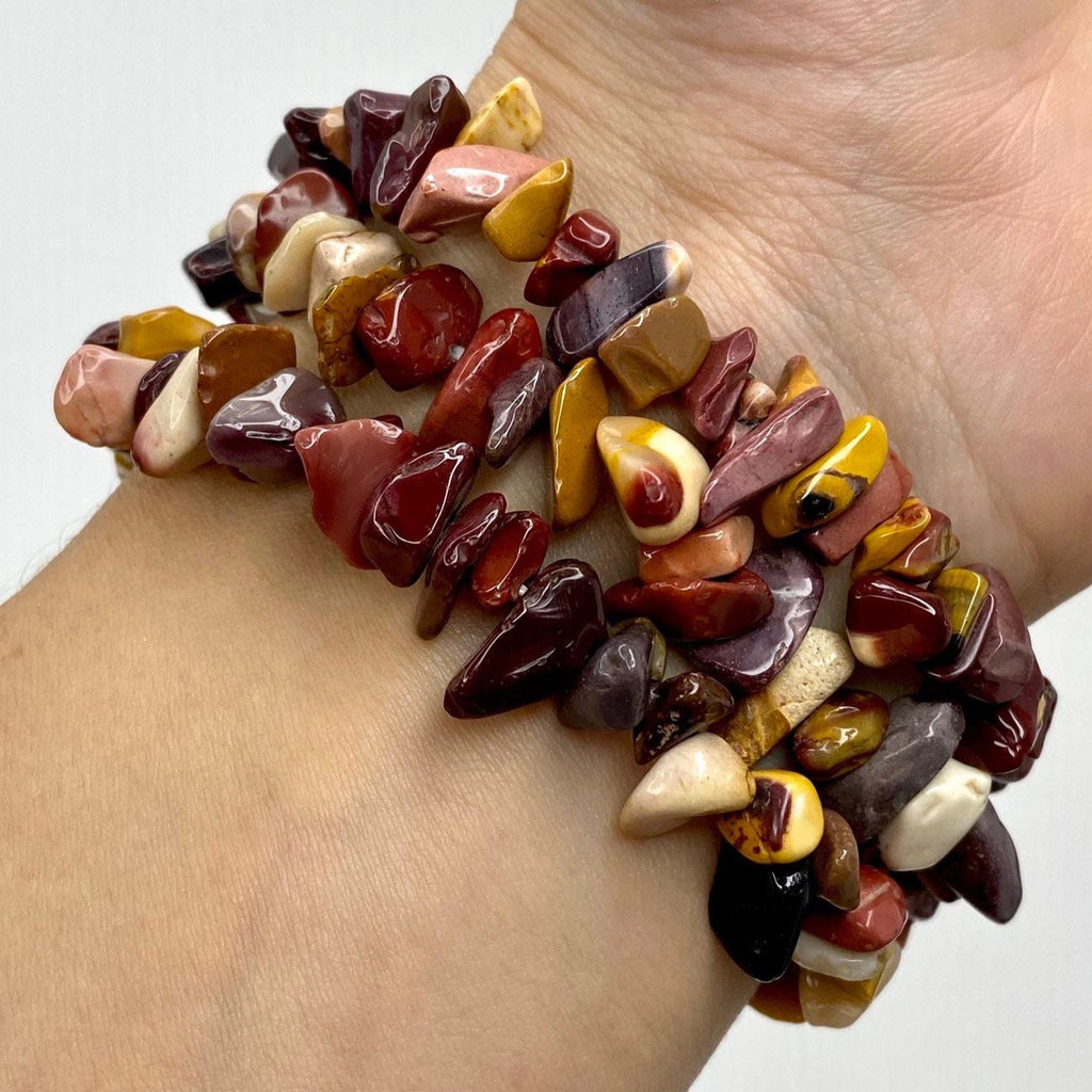 Mookaite Jasper Bracelet: Crystal Chip Gemstone Beaded Bracelet