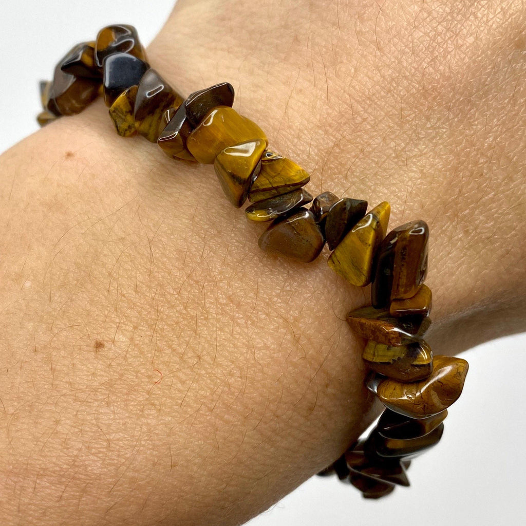 Tiger Eye Crystal Chip Bracelet: Beaded Gemstone Stretch Bracelet
