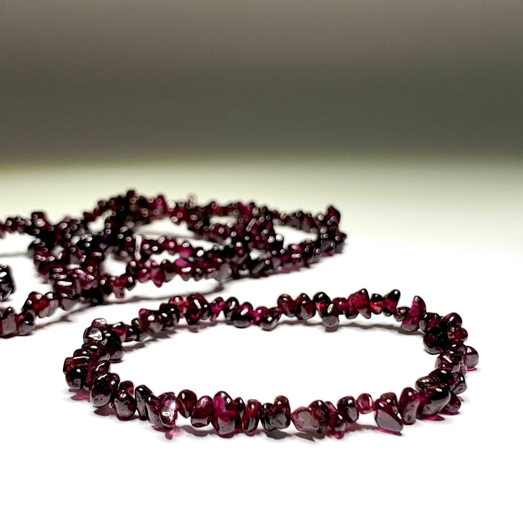 Garnet Crystal Chips Bracelet: Handmade Gemstone Beaded Bracelet