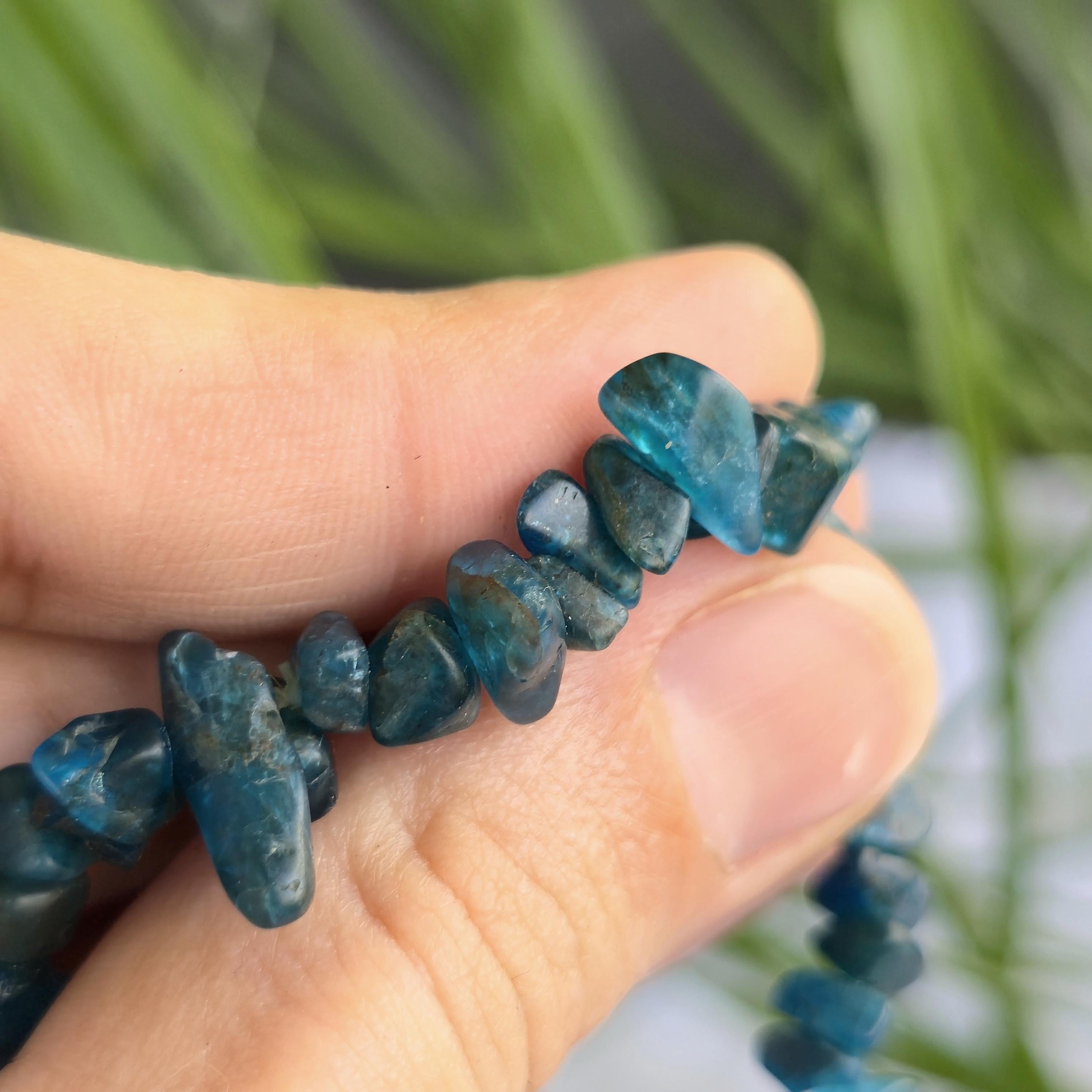 Blue Apatite Beaded Bracelet, Gemstone Crystal Chips Stretch Bracelet