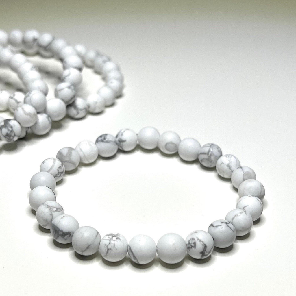 Howlite Crystal Bracelet: Calming Gemstone Beads