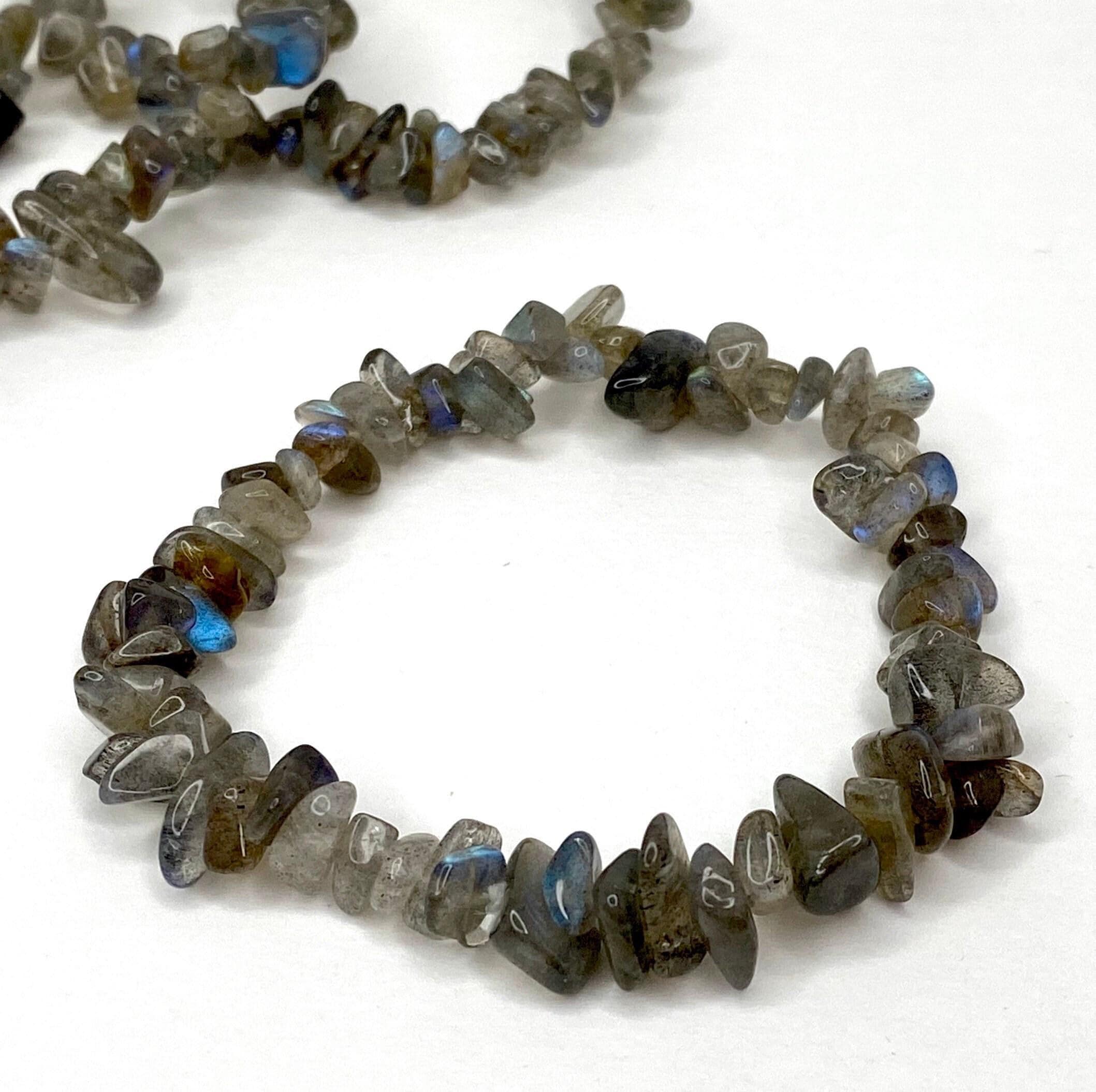Labradorite Crystal Chip Bracelet: Metaphysical Gemstone Stretch Bracelet