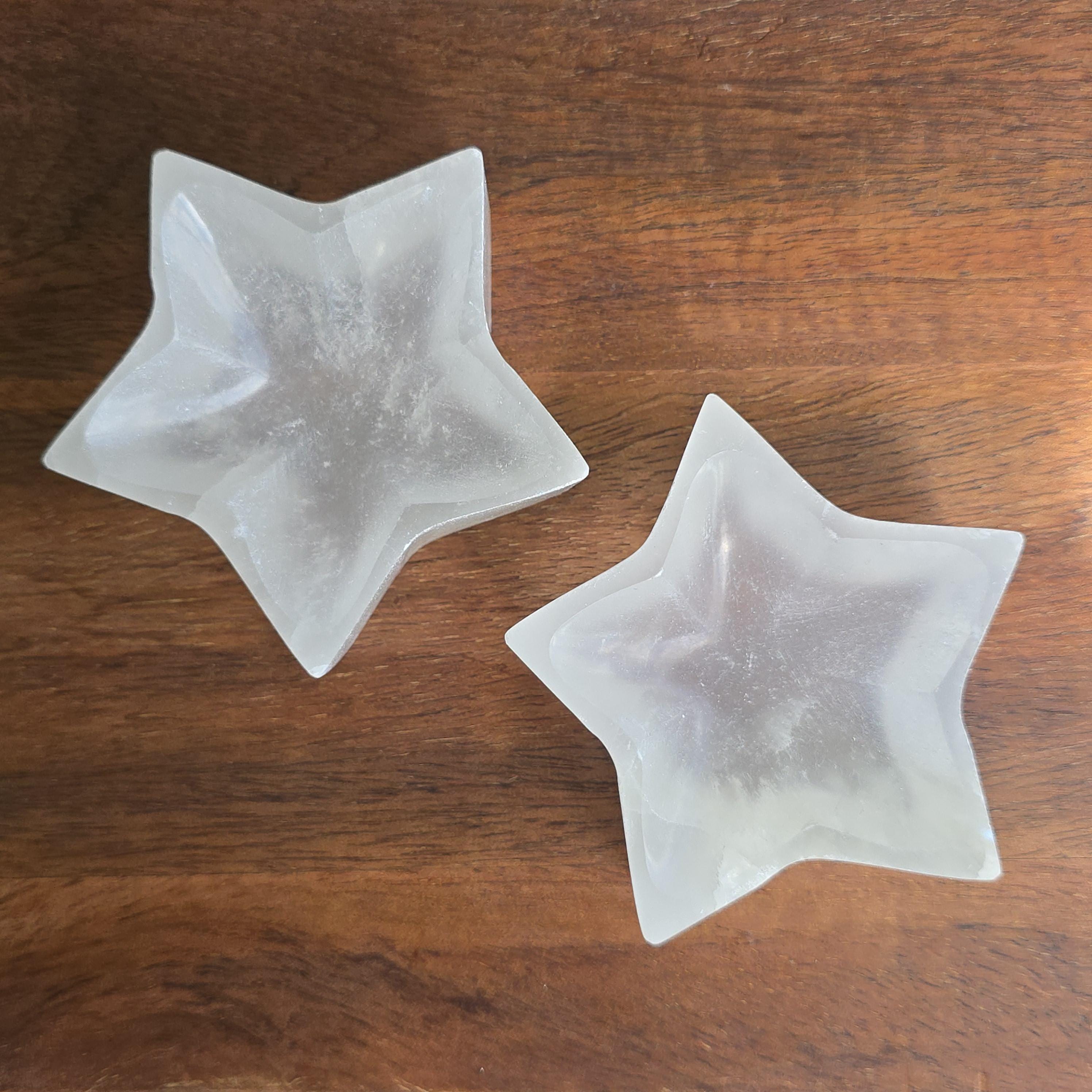 Selenite Crystal Charging Station - Star Shape Gemstone Offering Bowl