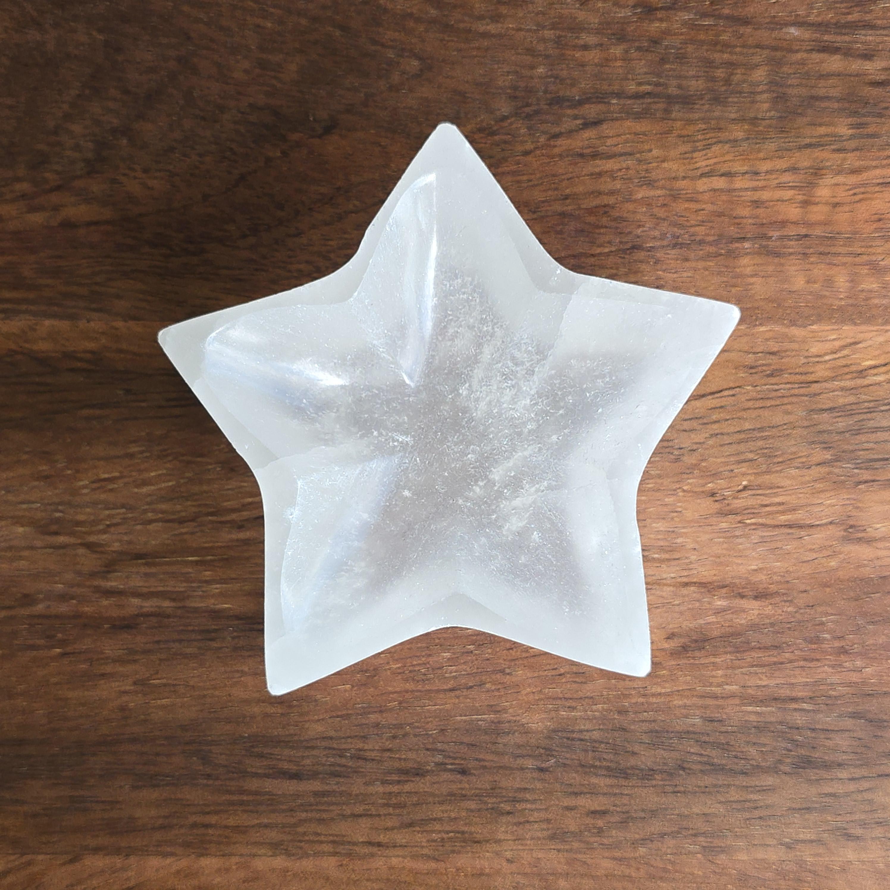 Selenite Crystal Charging Station - Star Shape Gemstone Offering Bowl