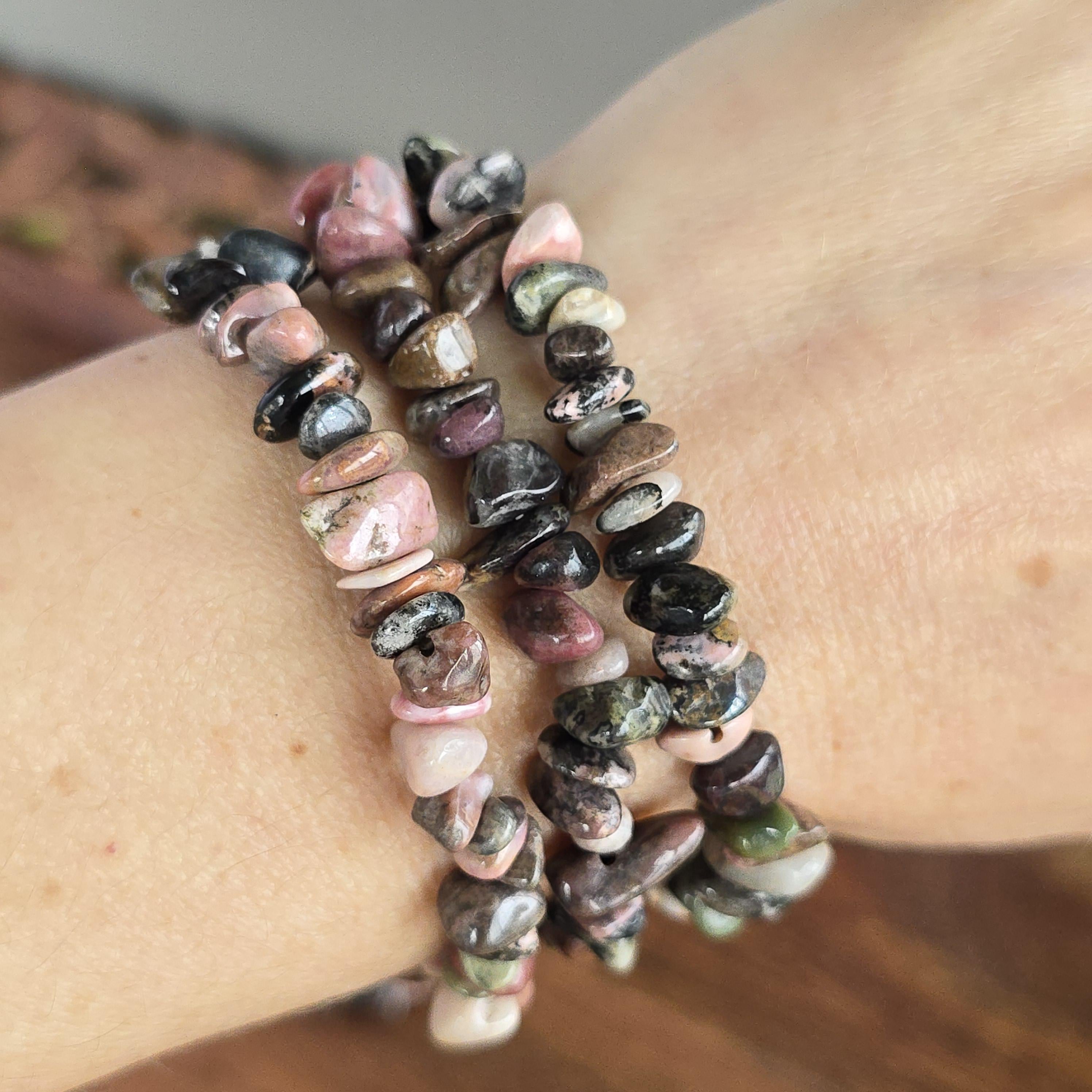 Rhodonite Crystal Chips Bracelet