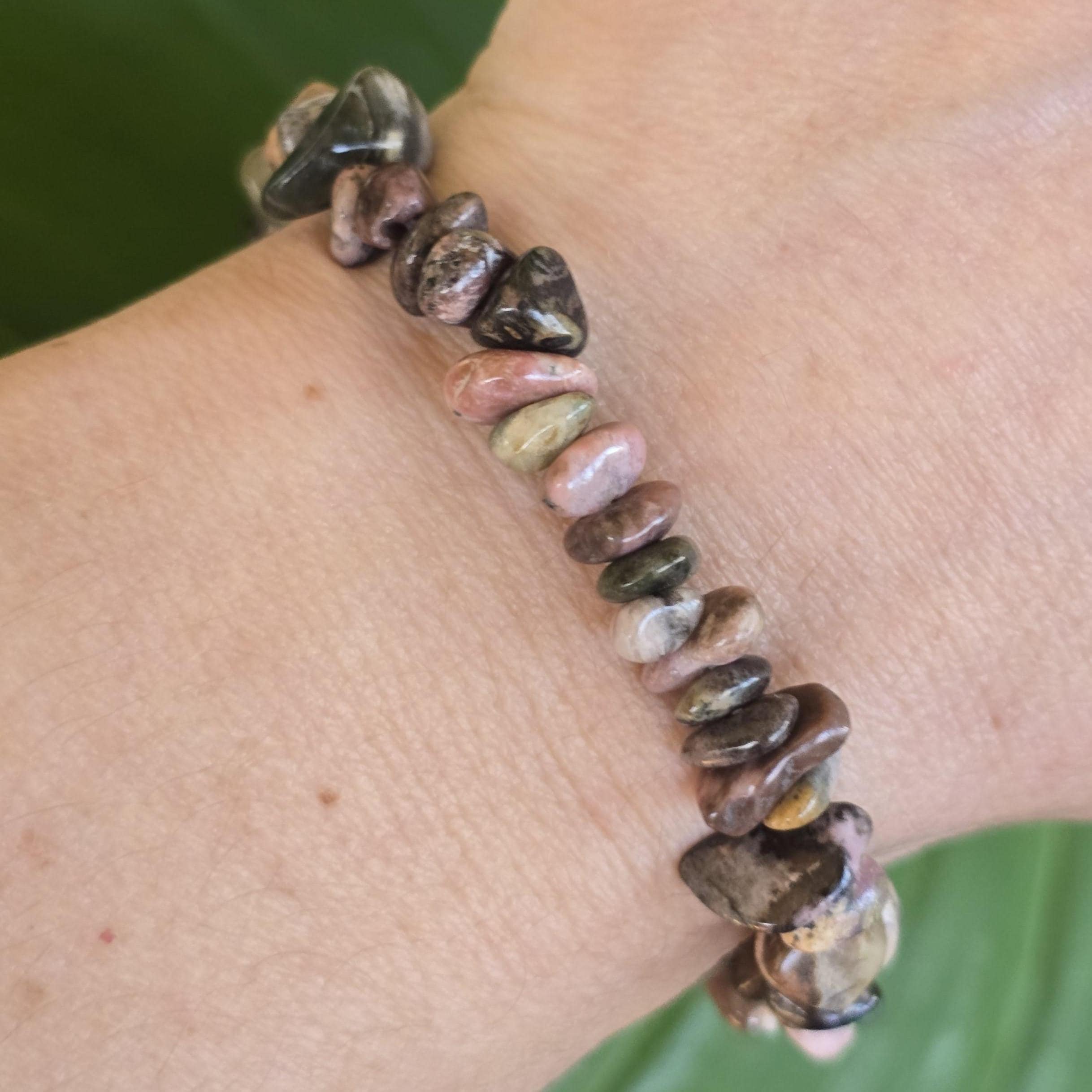 Rhodonite Crystal Chips Bracelet