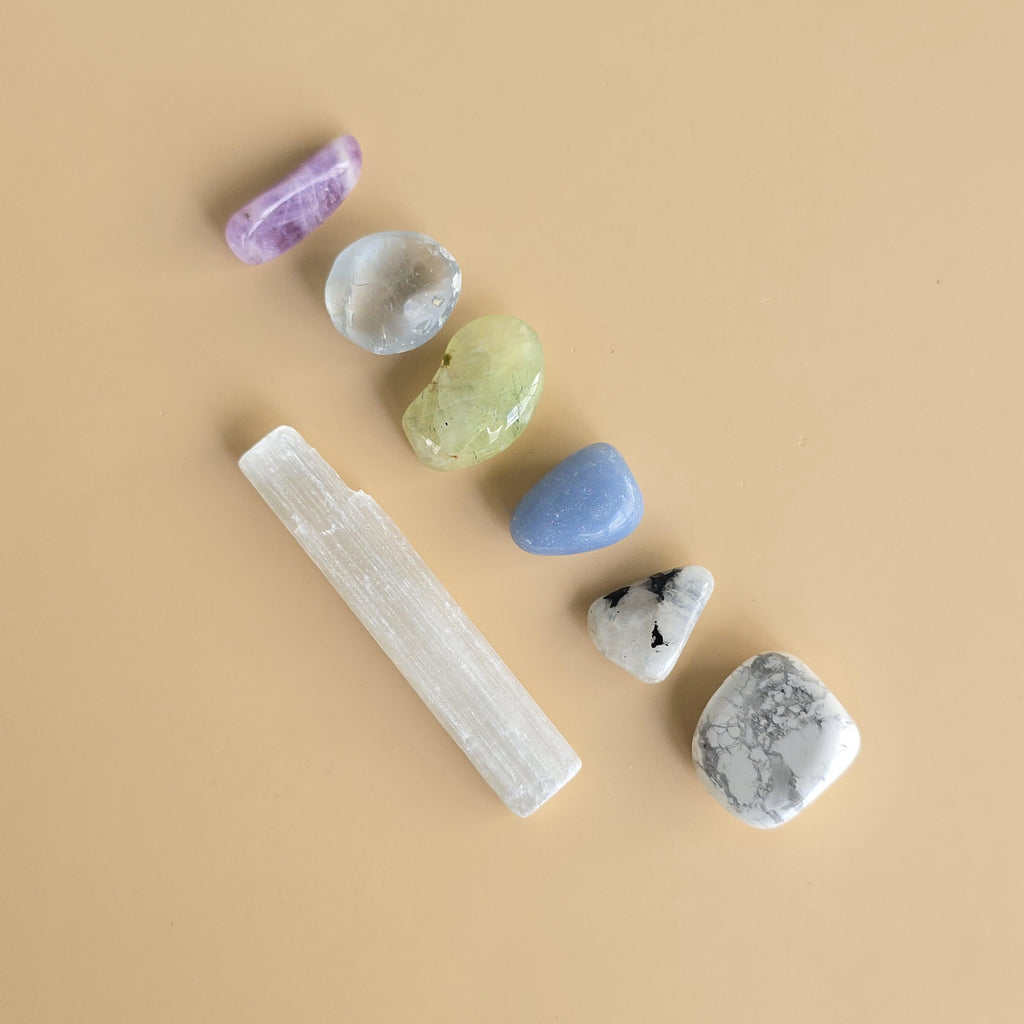 Crystal Set: Sleep & Relaxation, 7 Tumble Stones with Selenite, Jute Bag Included